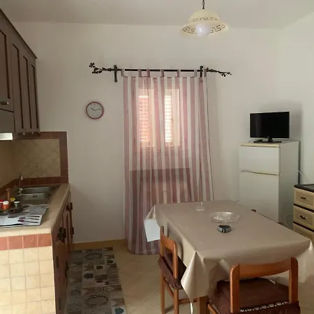 דירה House למפדוזה
